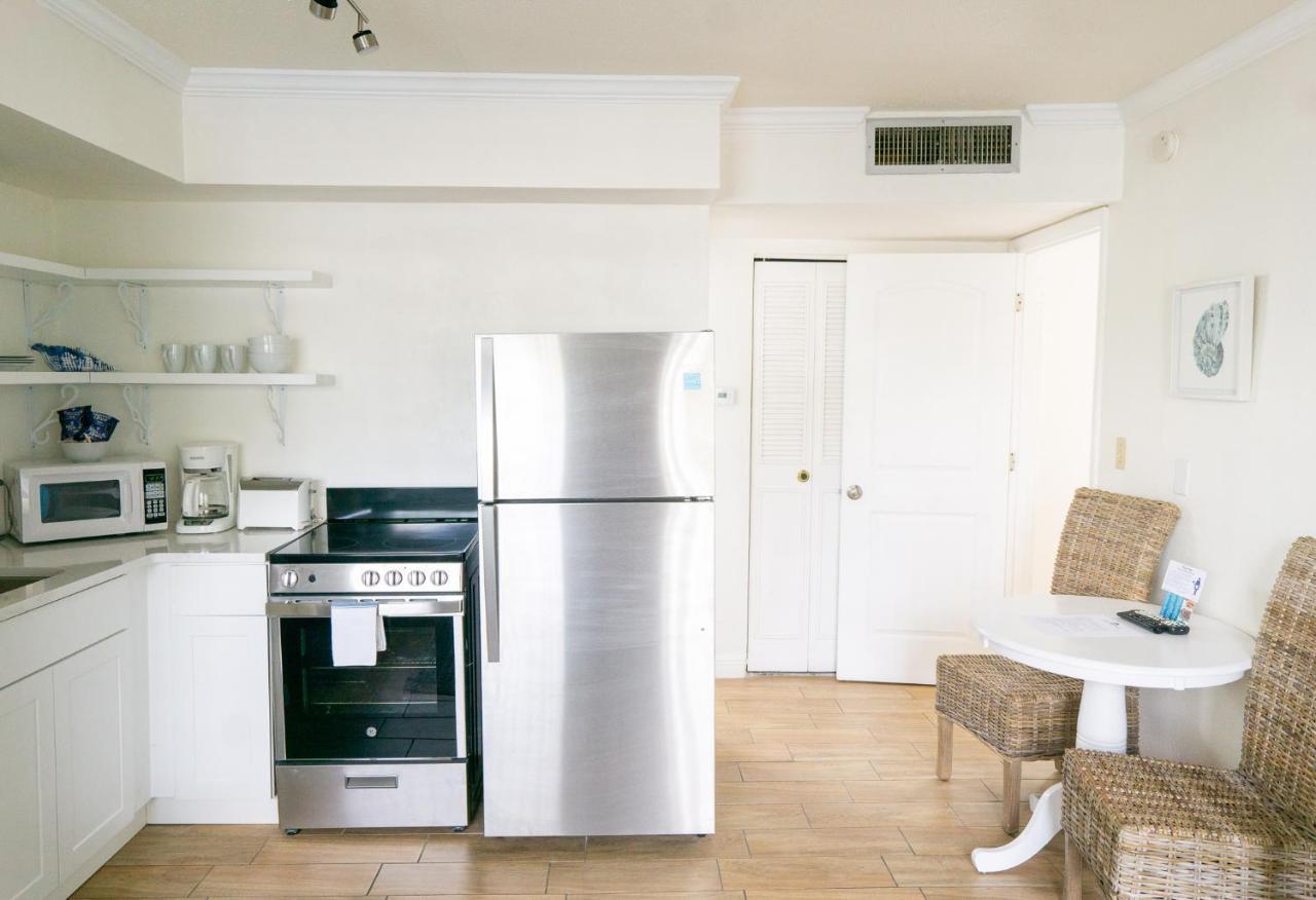 The Molloy - Treasure Island Suites & Cottages St. Pete Beach Εξωτερικό φωτογραφία