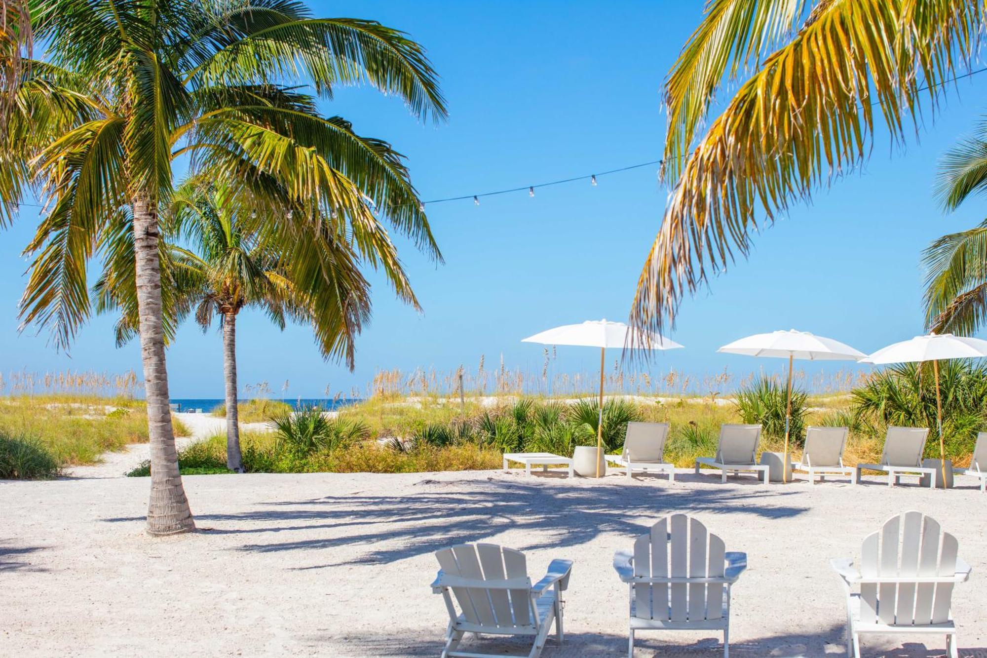 The Molloy - Treasure Island Suites & Cottages St. Pete Beach Εξωτερικό φωτογραφία