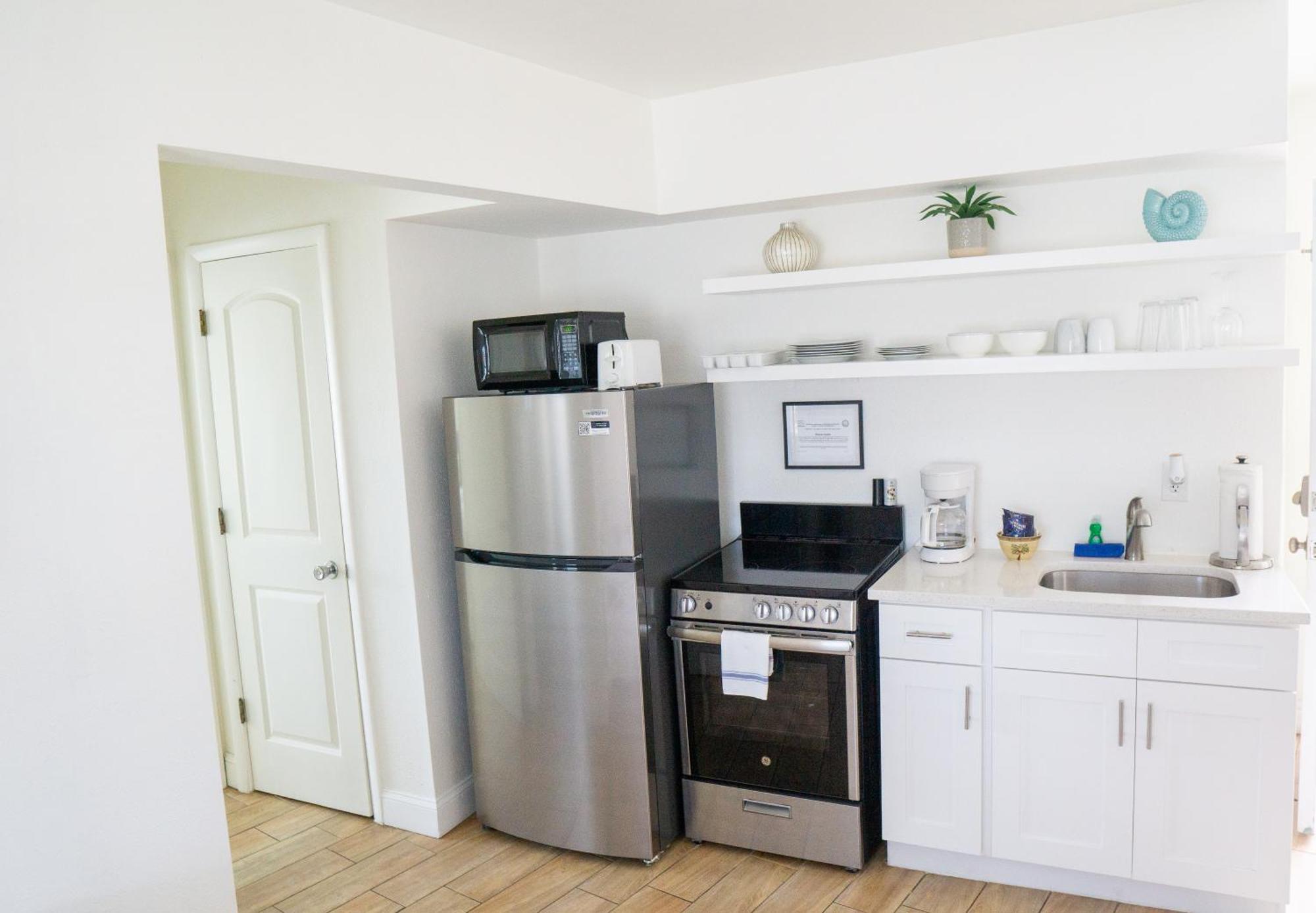 The Molloy - Treasure Island Suites & Cottages St. Pete Beach Εξωτερικό φωτογραφία