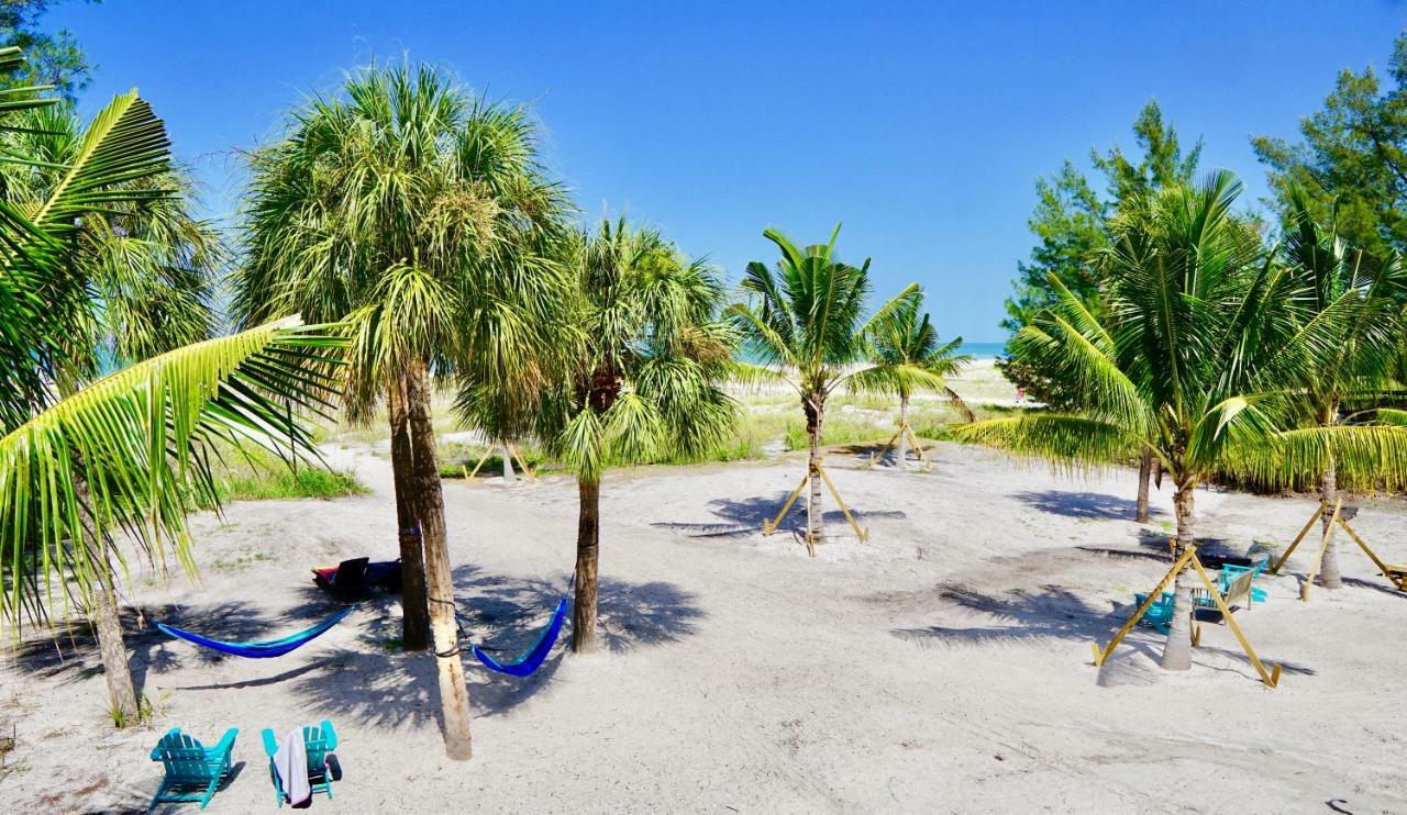 The Molloy - Treasure Island Suites & Cottages St. Pete Beach Εξωτερικό φωτογραφία